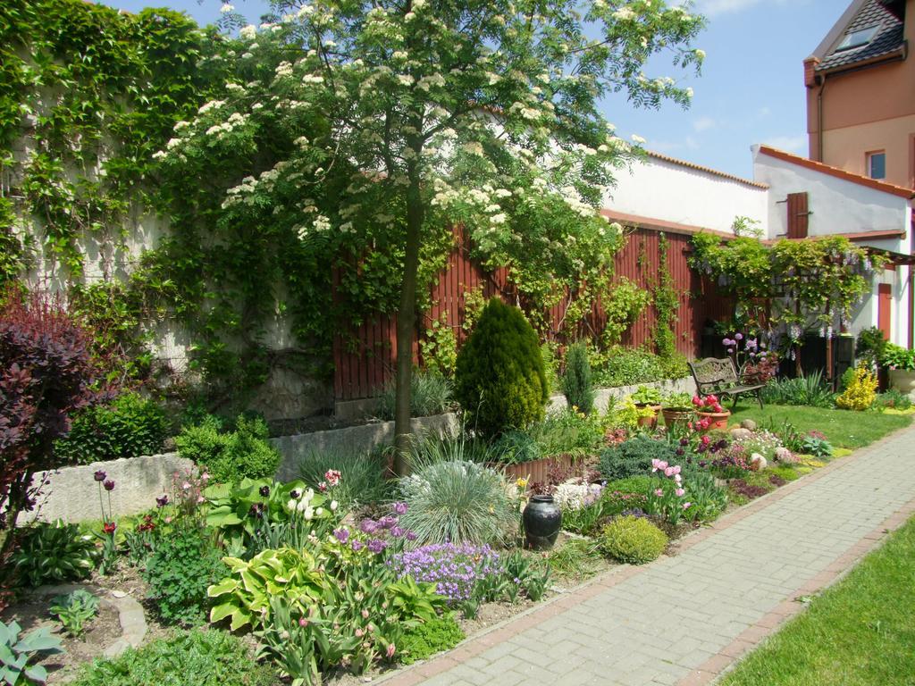 Ferienwohnung U Henriety Wojnowice  Exterior foto